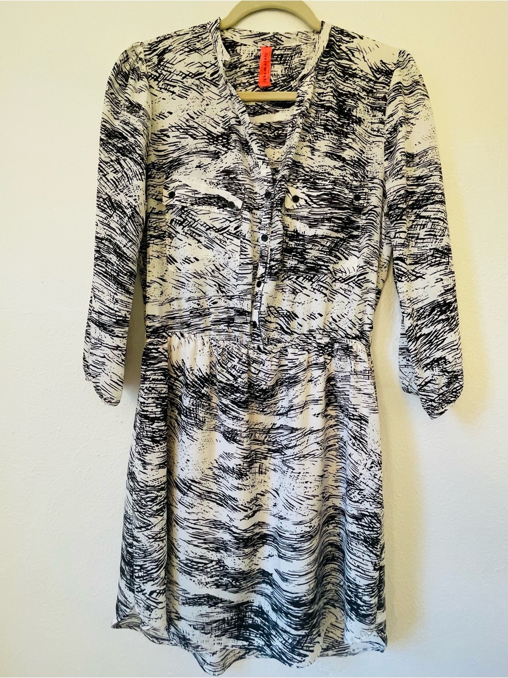 Eight Sixty Women’s 3/4 Sleeve Black And White Dress Size Medium